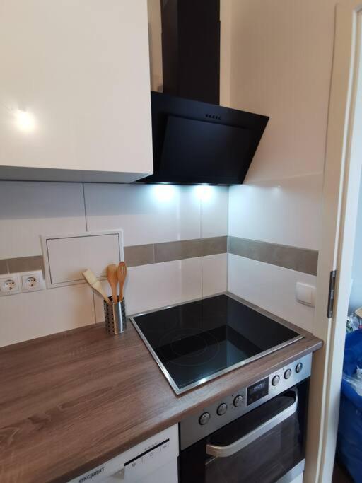 3-Zimmer, Bis 6 Personen Mit Parkplatz Apartment มึลไฮม์ อันแดร์ รัวร์ ภายนอก รูปภาพ