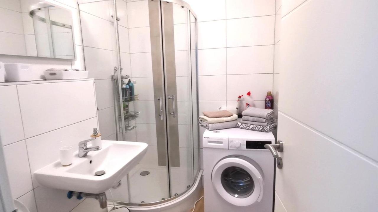 3-Zimmer, Bis 6 Personen Mit Parkplatz Apartment มึลไฮม์ อันแดร์ รัวร์ ภายนอก รูปภาพ