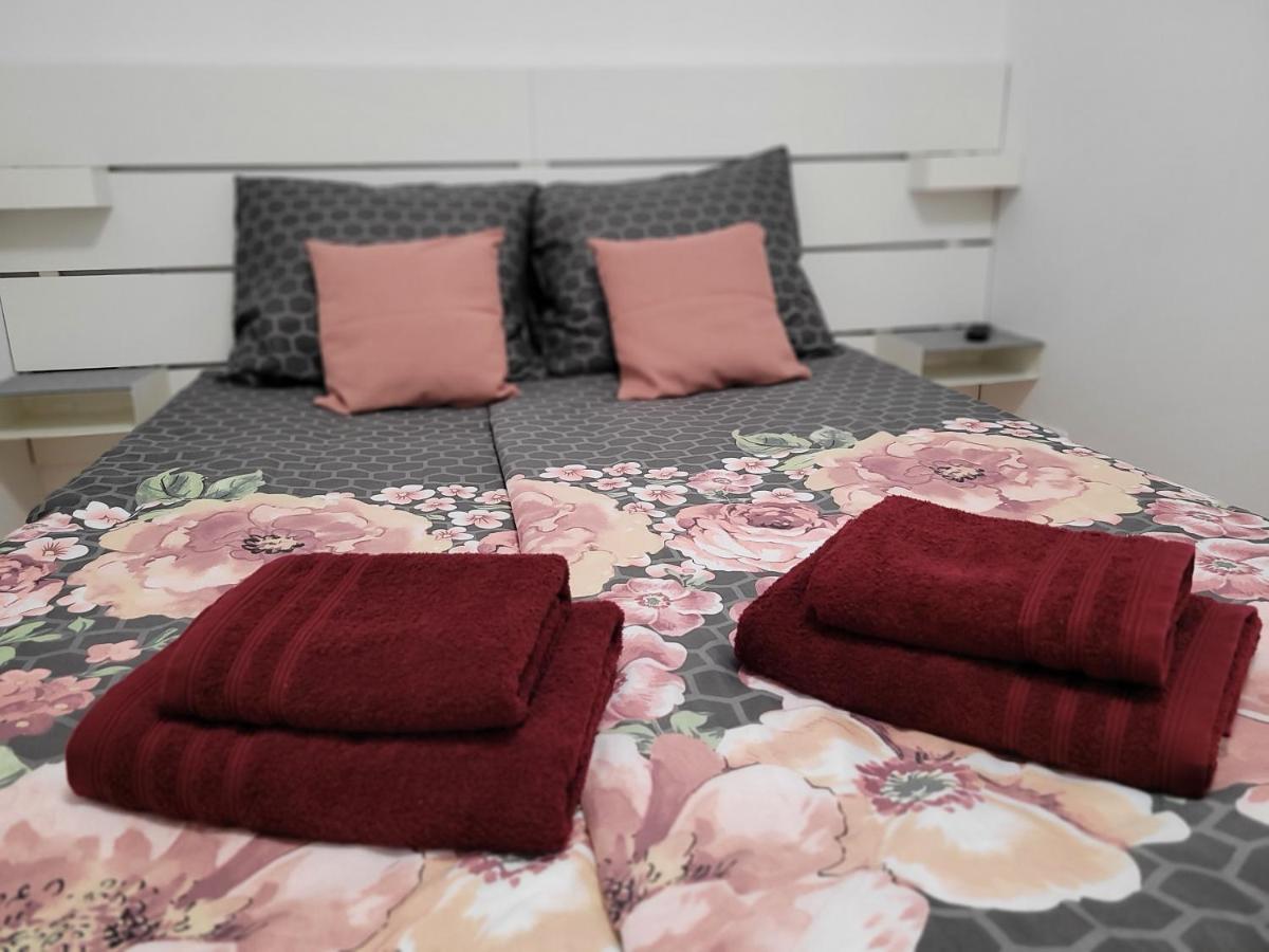3-Zimmer, Bis 6 Personen Mit Parkplatz Apartment มึลไฮม์ อันแดร์ รัวร์ ภายนอก รูปภาพ