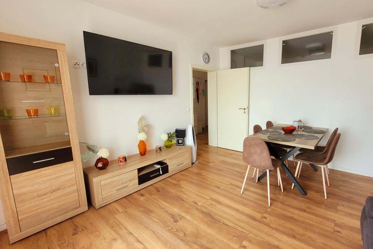 3-Zimmer, Bis 6 Personen Mit Parkplatz Apartment มึลไฮม์ อันแดร์ รัวร์ ภายนอก รูปภาพ